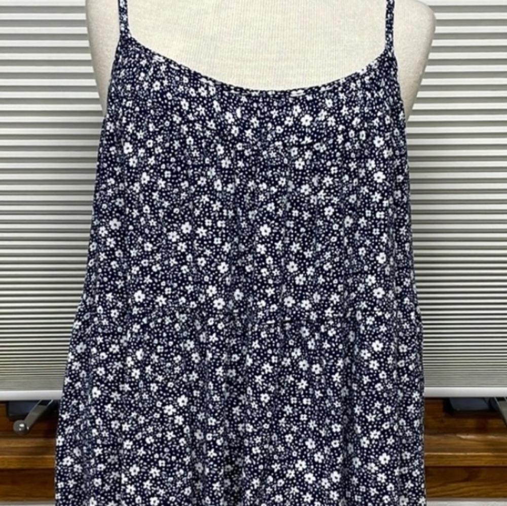 Torrid Navy Floral Top -Size 2